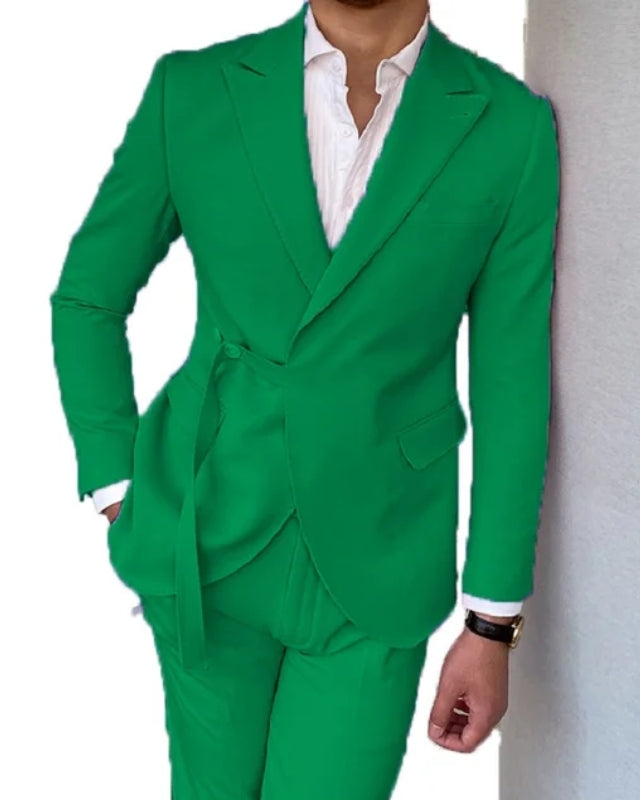 Trendy Green Peaked Lapel Close Fitting Prom Men Suits