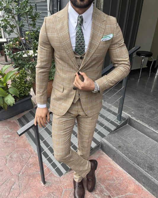 Newest Khaki Plaid Three Pieces Peaked Lapel Prom Men Suits